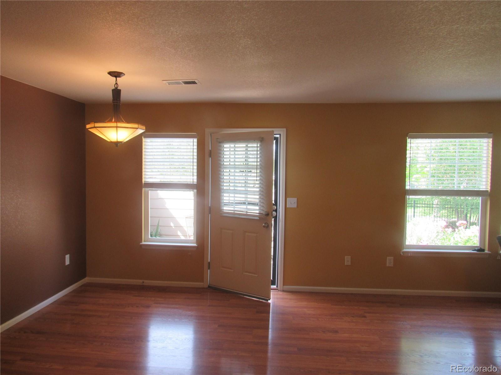 MLS Image #6 for 555  alton way,denver, Colorado