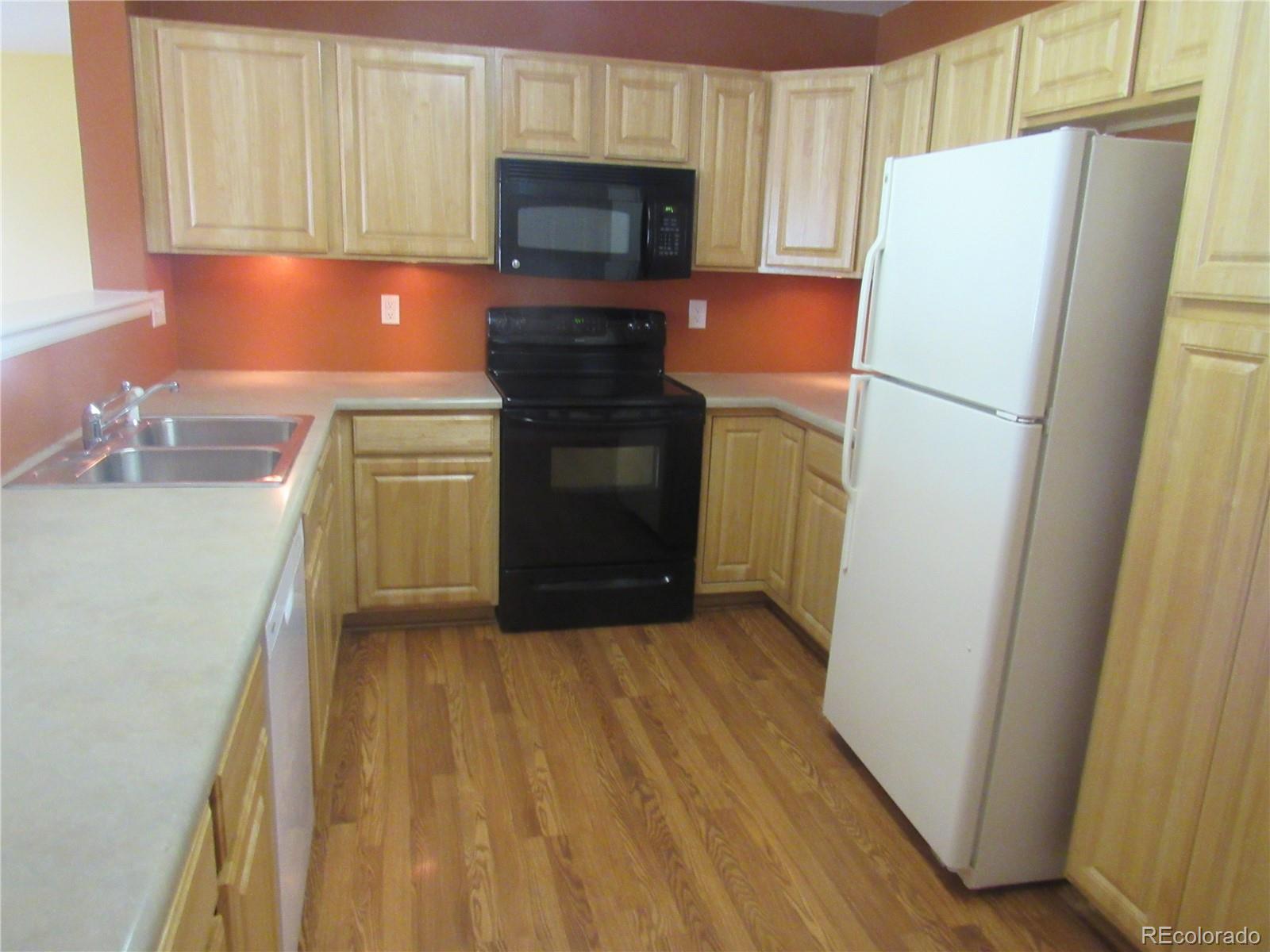 MLS Image #7 for 555  alton way,denver, Colorado