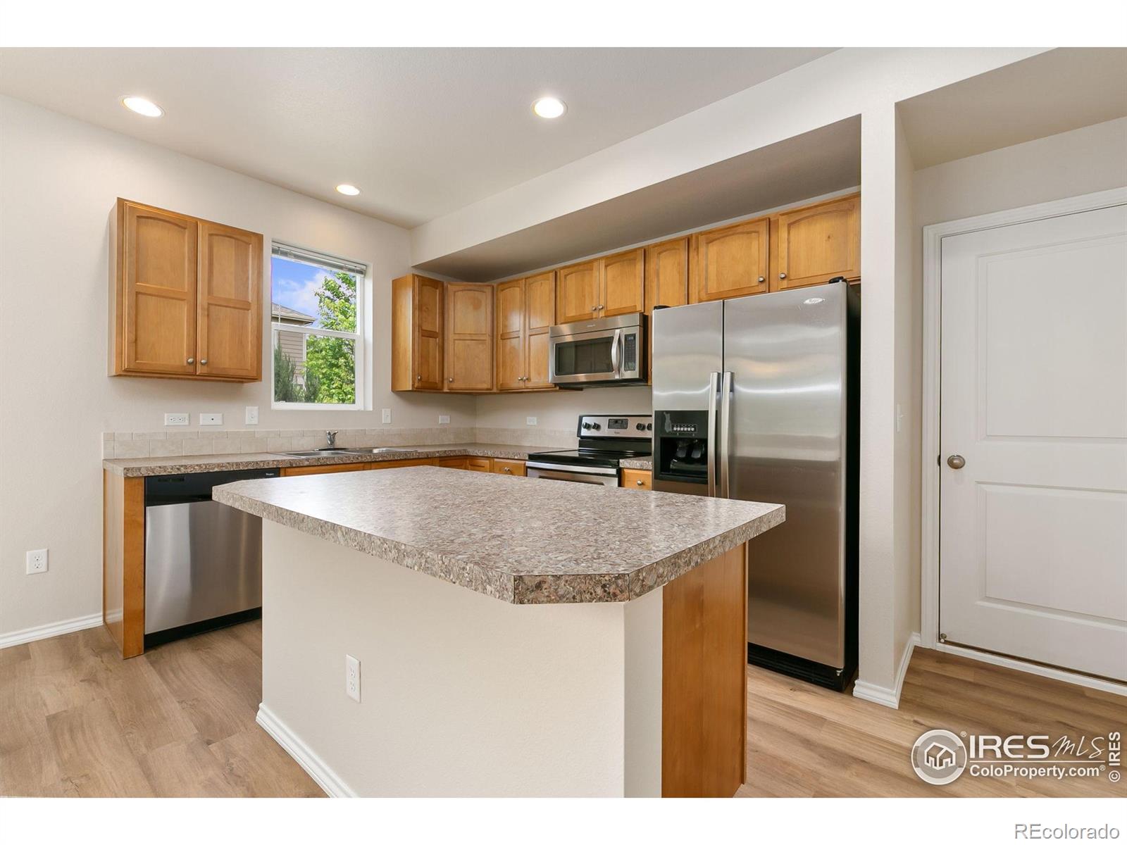 MLS Image #5 for 347  kalkaska court,fort collins, Colorado