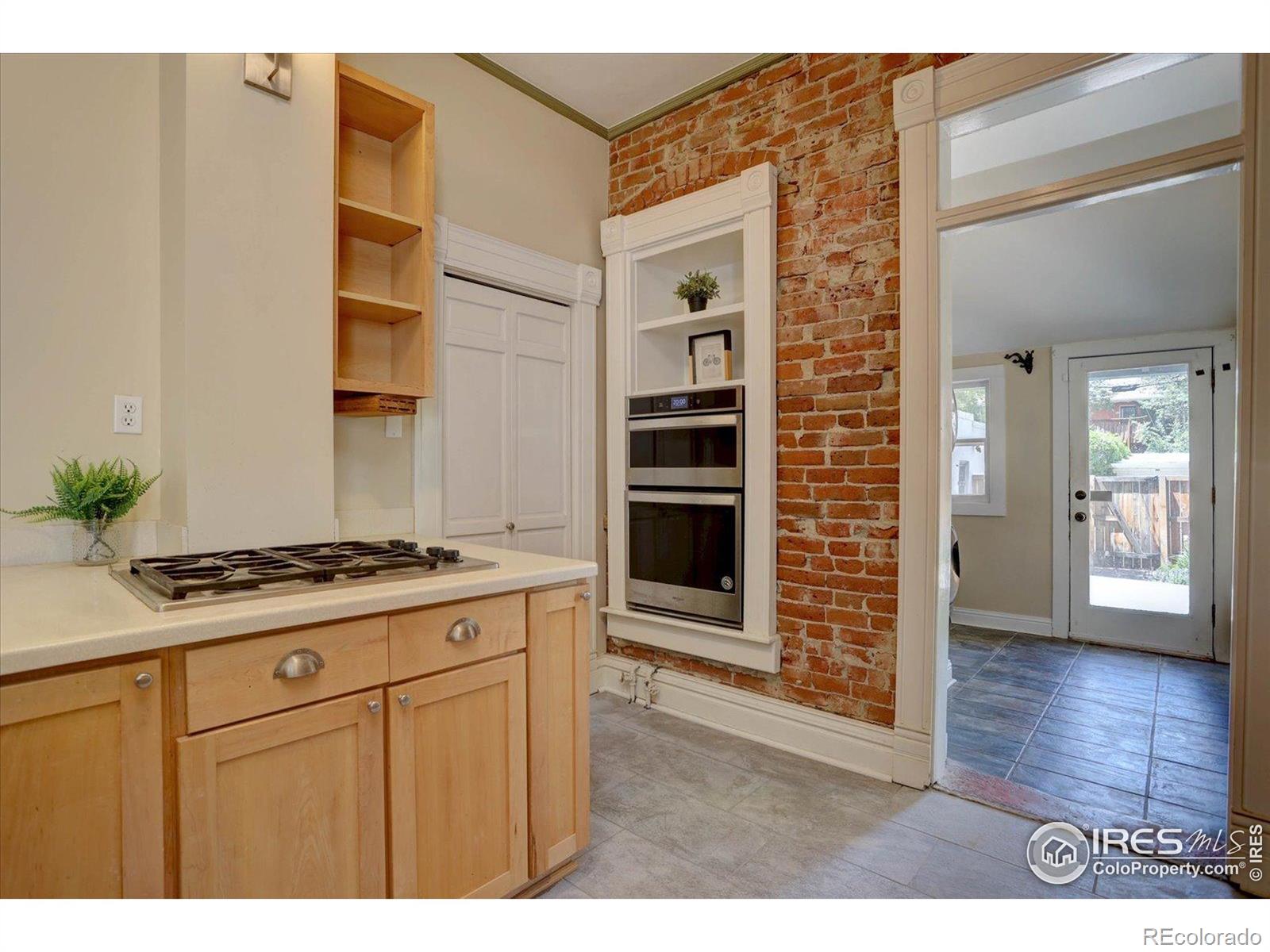 MLS Image #16 for 1315  gaylord street,denver, Colorado