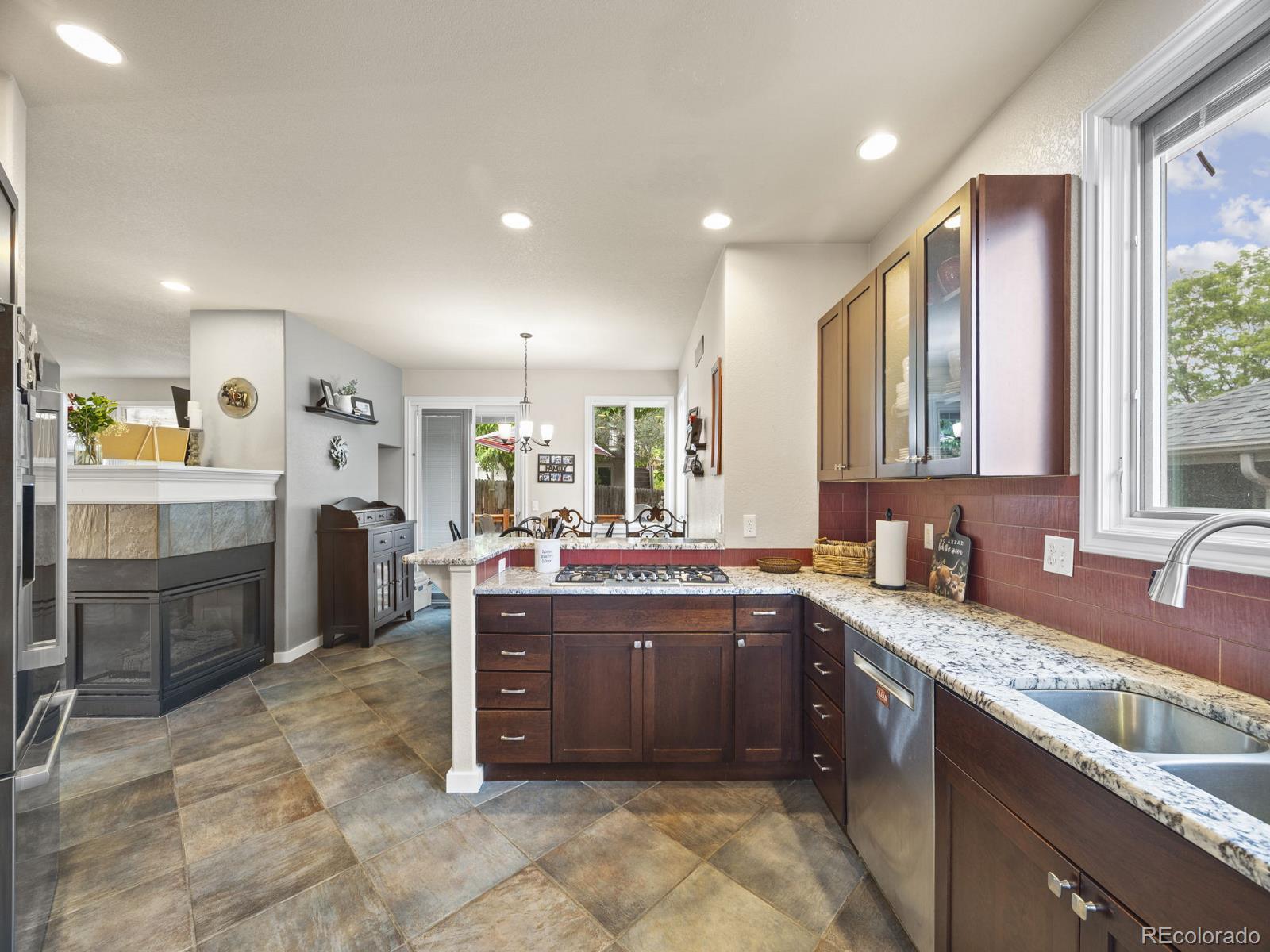 MLS Image #11 for 6432 s robb court,littleton, Colorado
