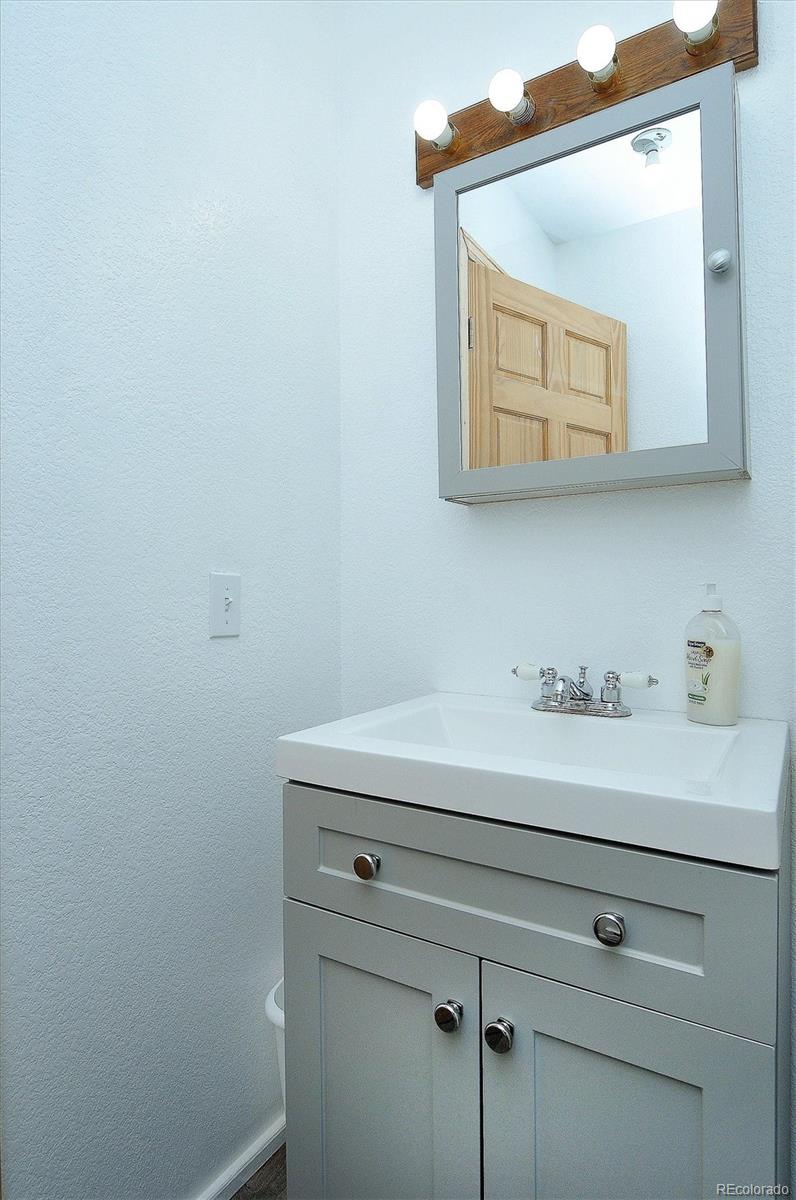 MLS Image #15 for 18340 s lake road,buena vista, Colorado