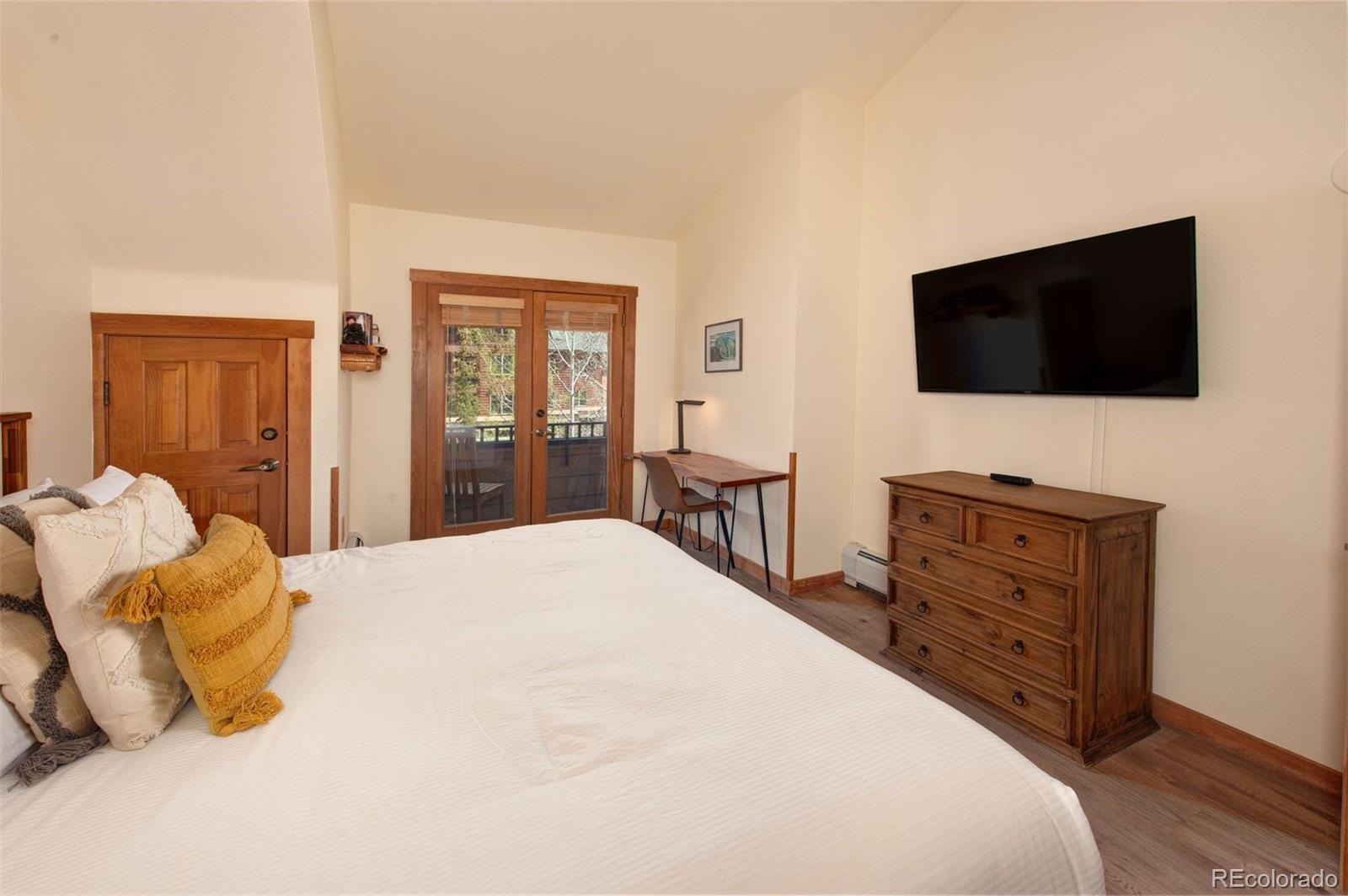 MLS Image #15 for 91  river run road,keystone, Colorado