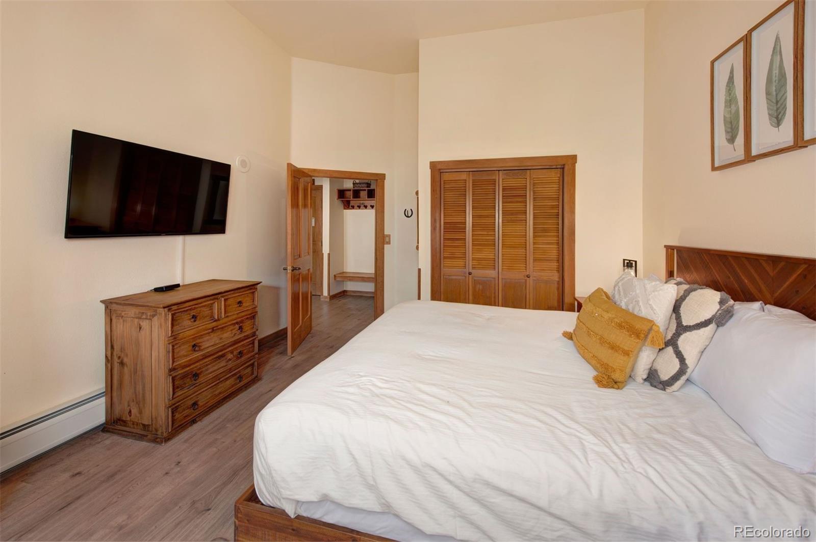 MLS Image #17 for 91  river run road,keystone, Colorado