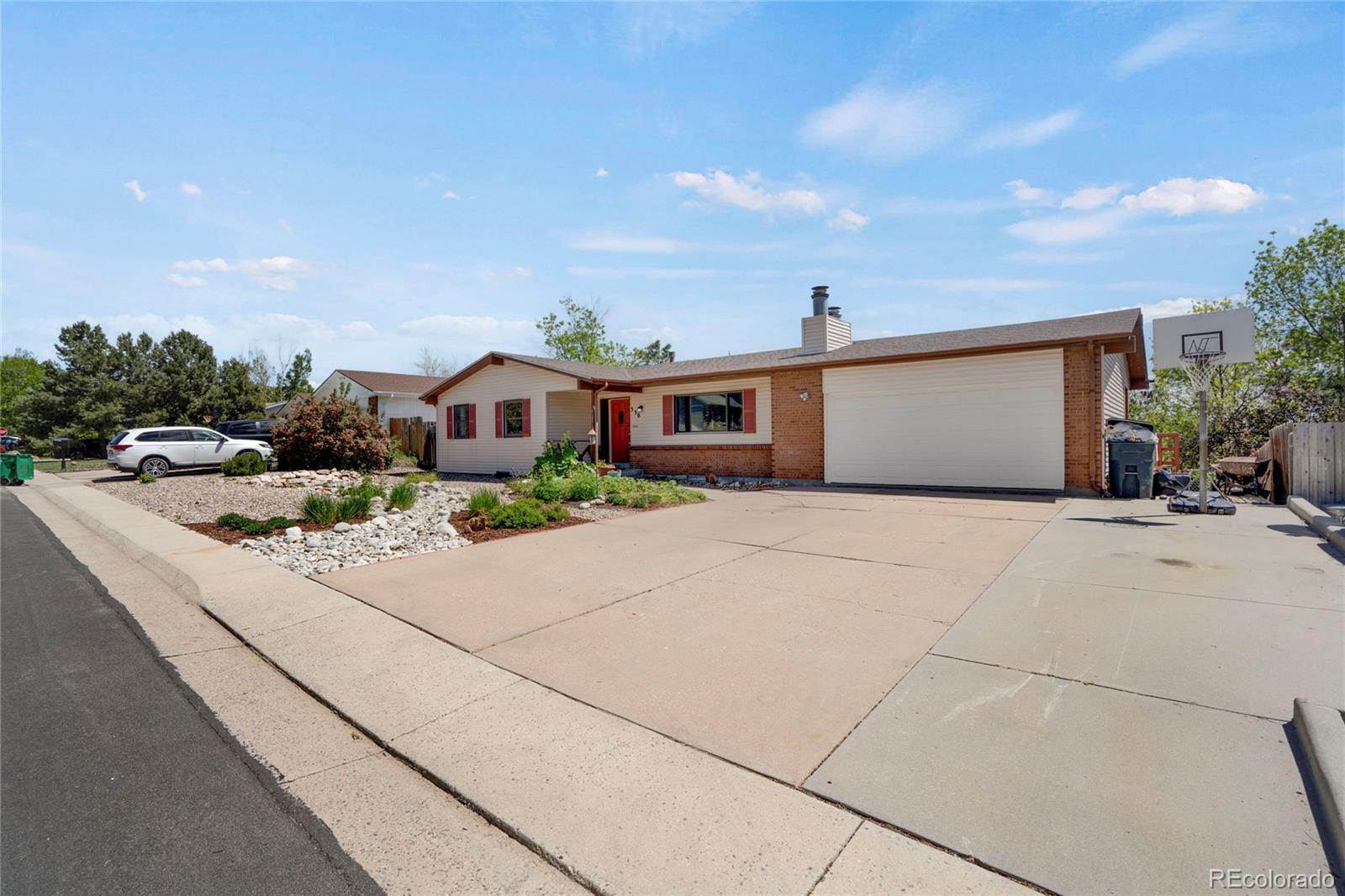 CMA Image for 330  Johnson Drive,Castle Rock, Colorado
