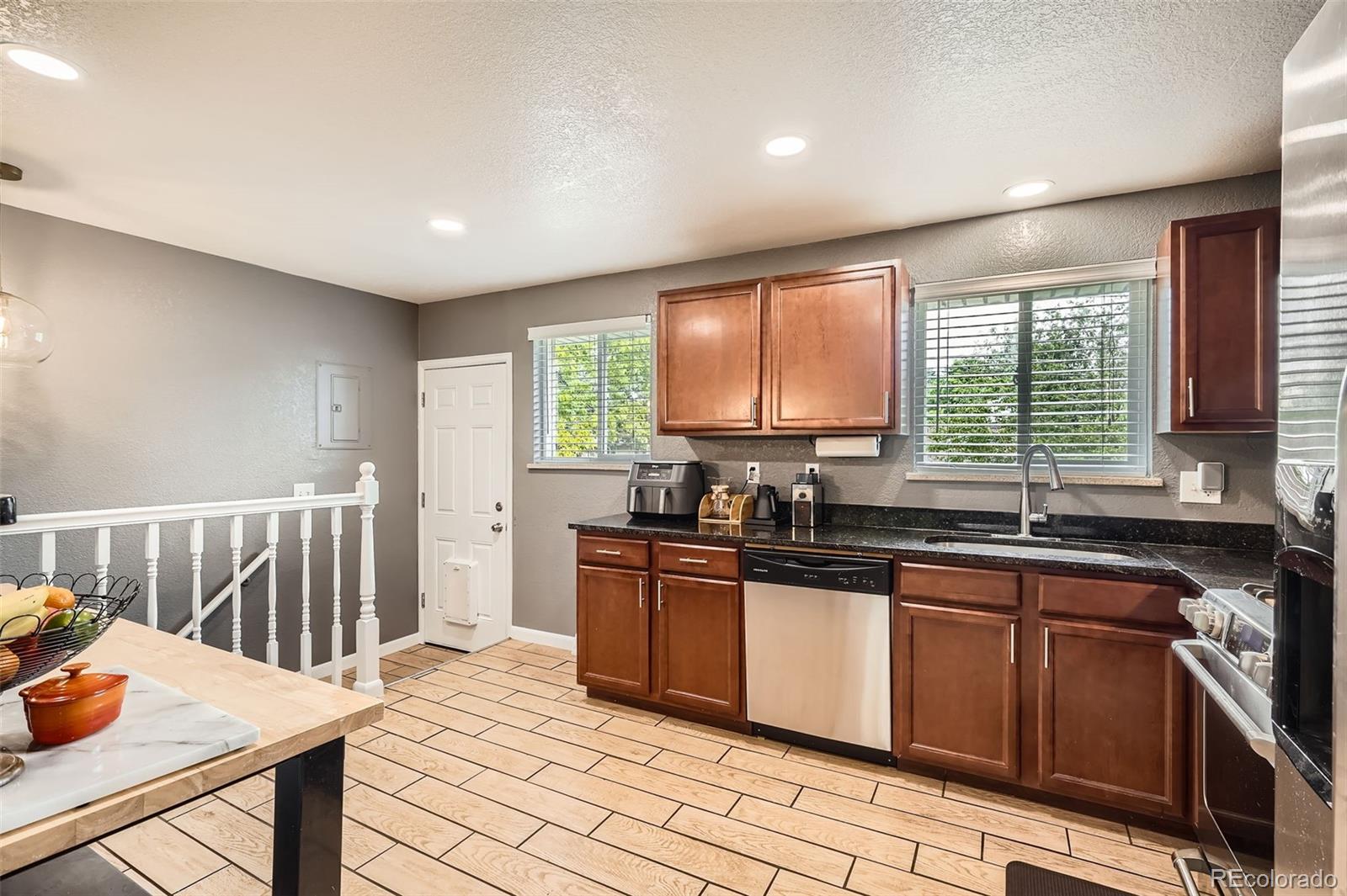MLS Image #9 for 6046  vrain street,arvada, Colorado