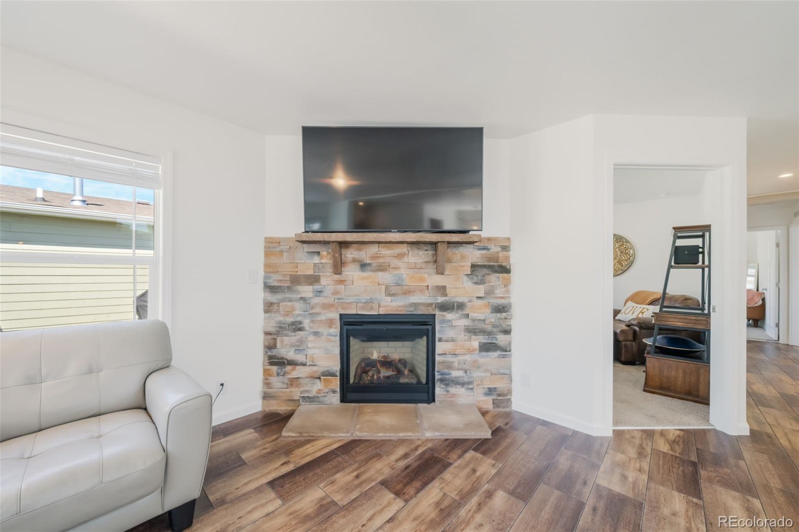 MLS Image #4 for 4163  gray fox heights,colorado springs, Colorado