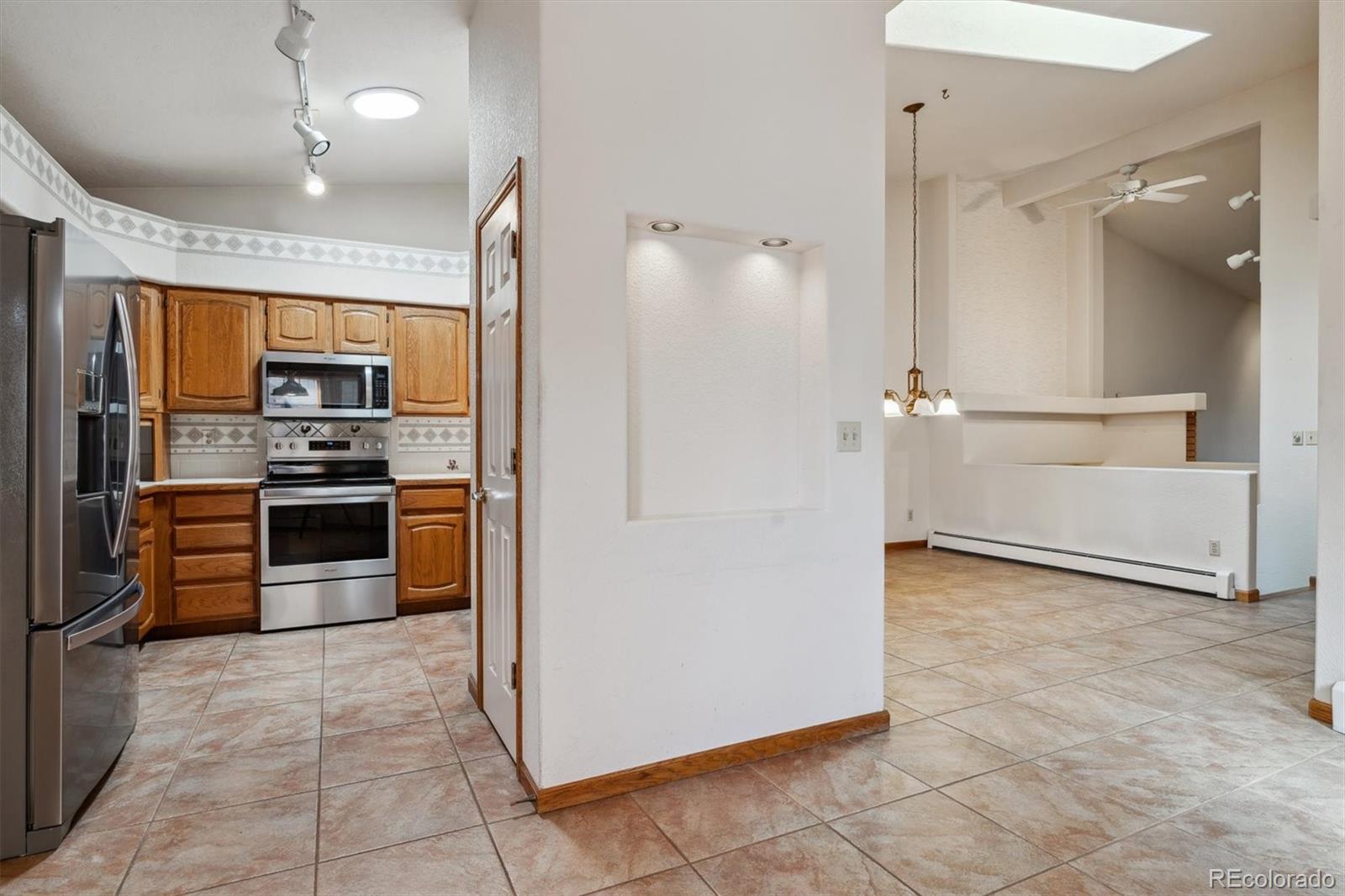 MLS Image #10 for 2010  46th avenue,greeley, Colorado