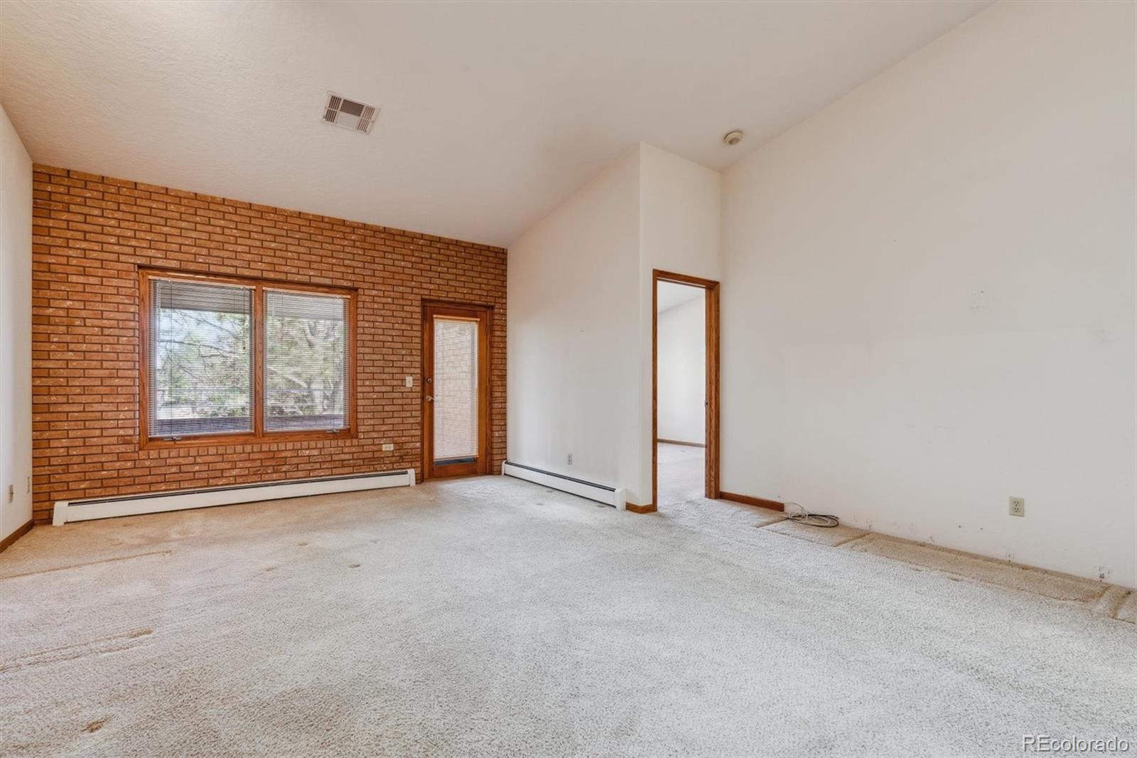 MLS Image #18 for 2010  46th avenue,greeley, Colorado