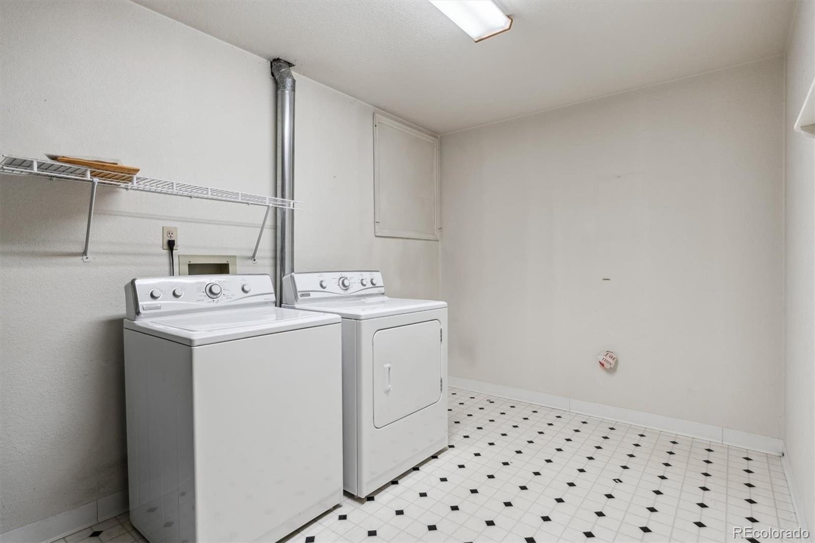 MLS Image #28 for 2010  46th avenue,greeley, Colorado