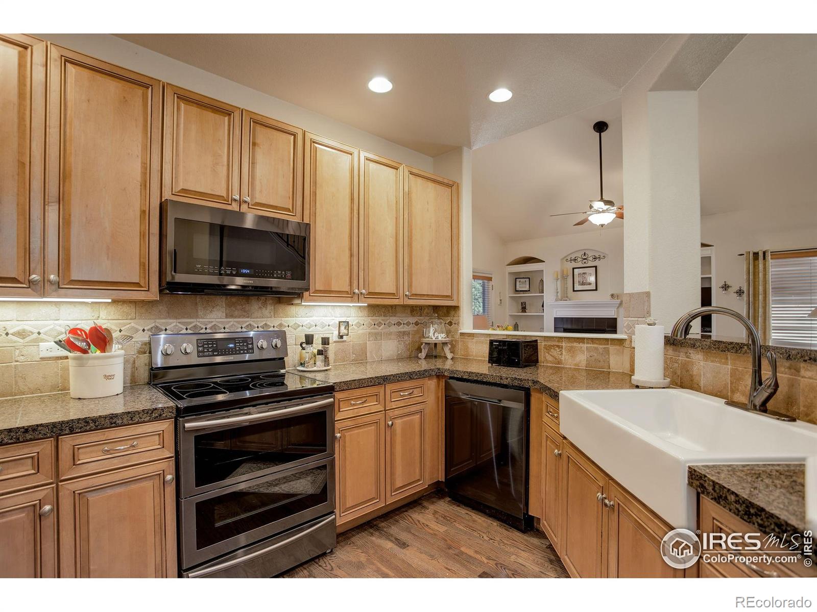 MLS Image #5 for 1613  golden bear drive,longmont, Colorado