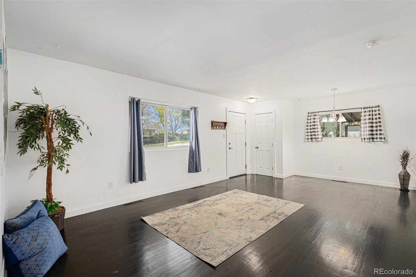 MLS Image #2 for 3715  manchester street,colorado springs, Colorado