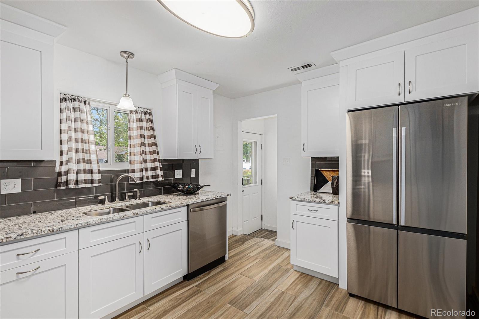MLS Image #6 for 3715  manchester street,colorado springs, Colorado