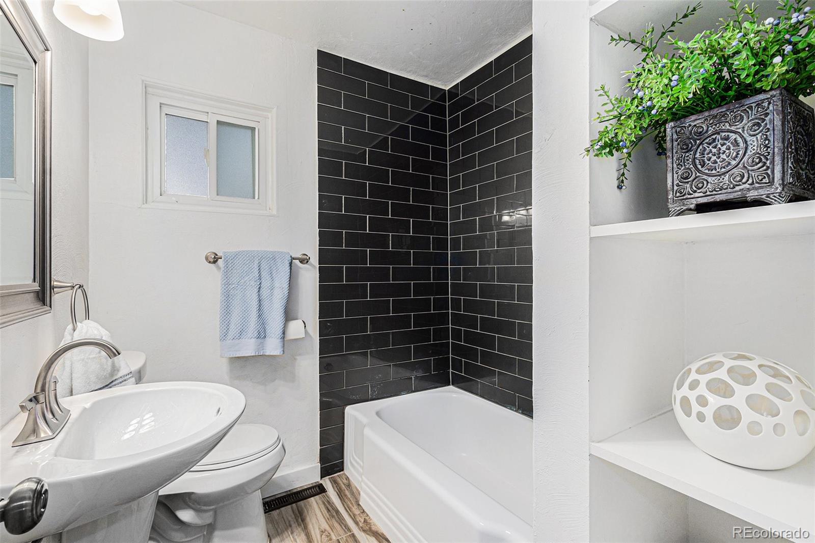 MLS Image #7 for 3715  manchester street,colorado springs, Colorado