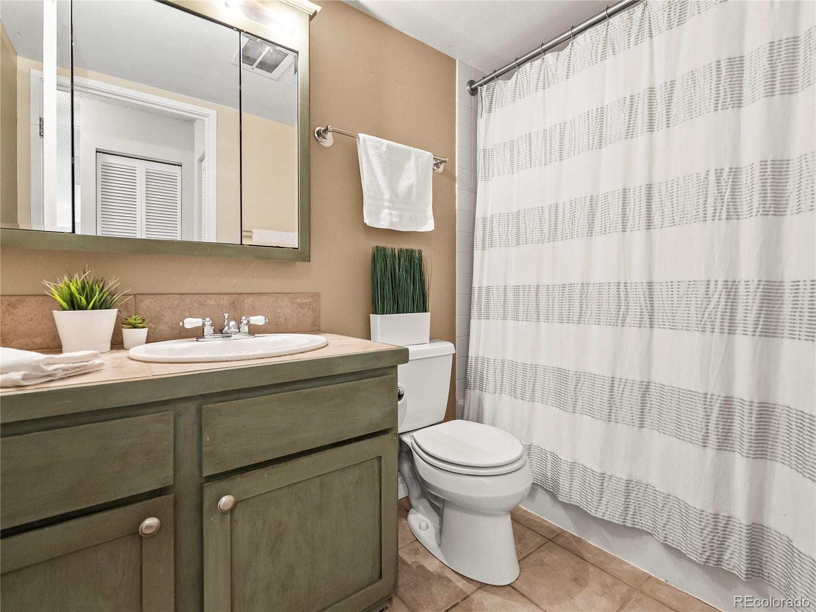 MLS Image #8 for 1301  speer boulevard,denver, Colorado
