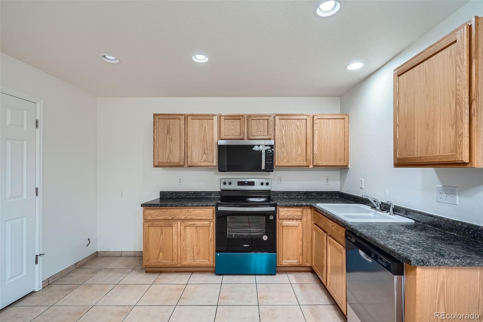 MLS Image #13 for 897  mockingbird lane ,brighton, Colorado