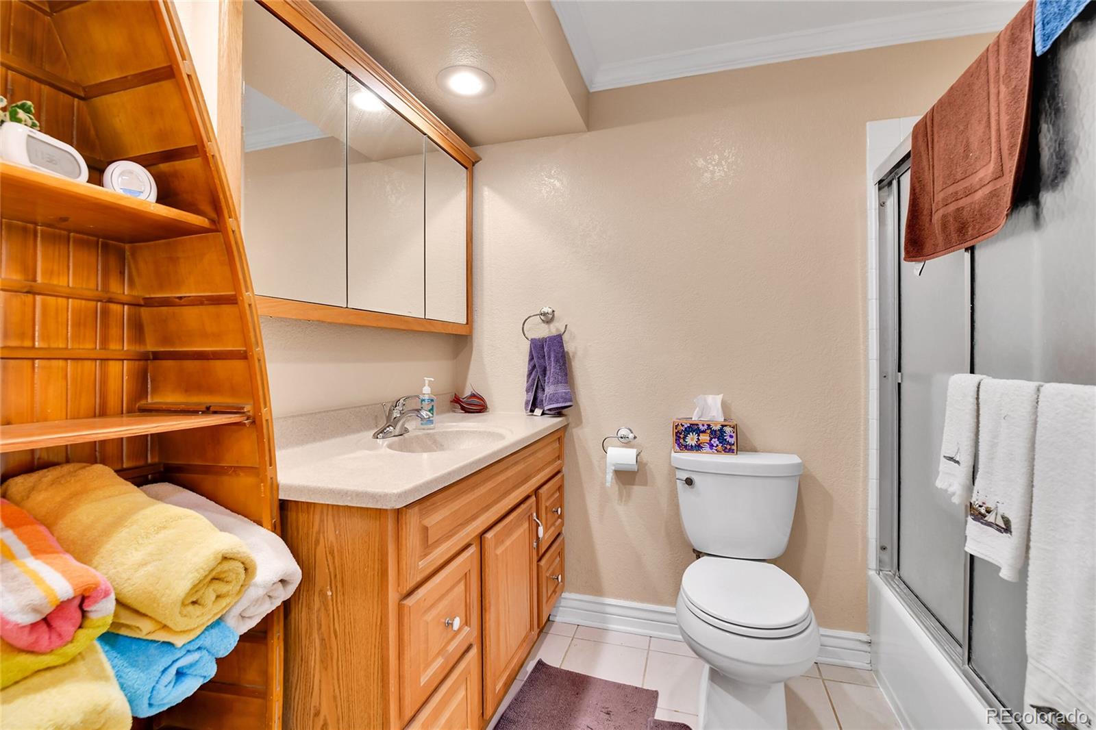 MLS Image #18 for 3266 s wabash court,denver, Colorado