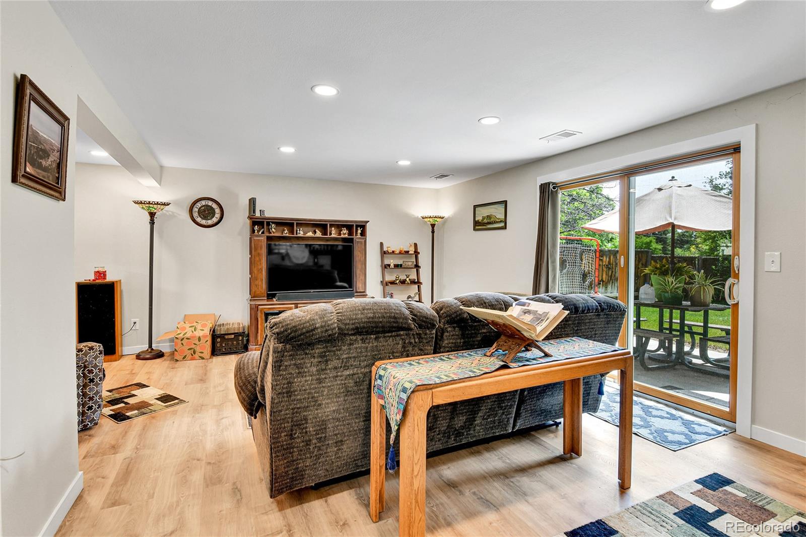 MLS Image #22 for 3266 s wabash court,denver, Colorado