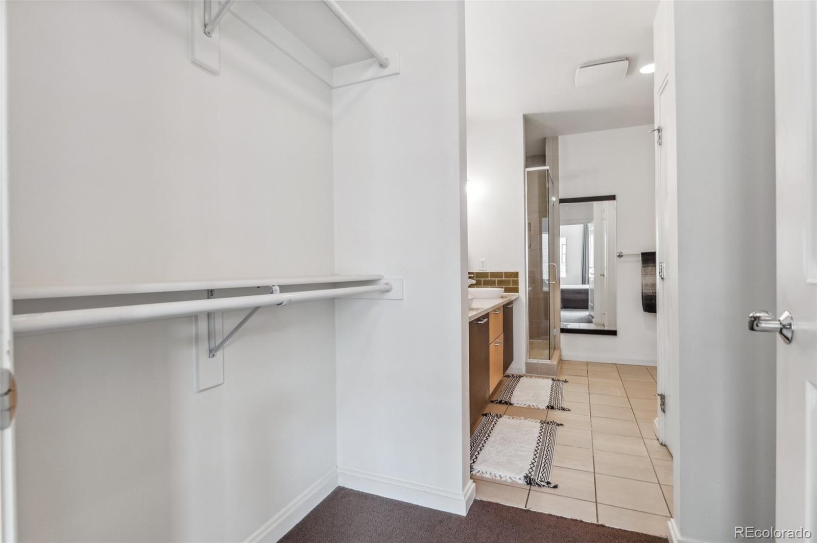 MLS Image #18 for 2325  walnut street 4,denver, Colorado