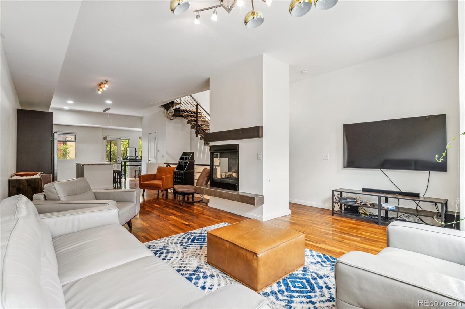 MLS Image #5 for 2325  walnut street 4,denver, Colorado