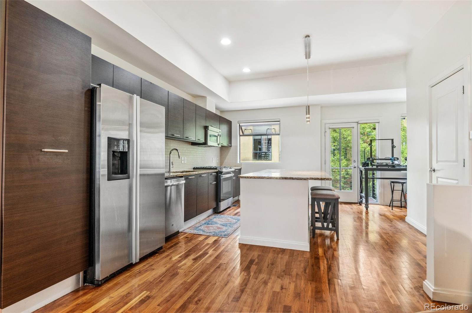 MLS Image #7 for 2325  walnut street 4,denver, Colorado