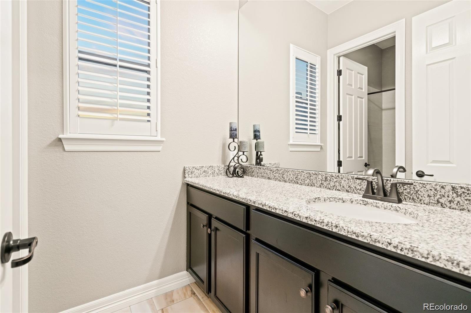 MLS Image #19 for 23696 e del norte place,aurora, Colorado