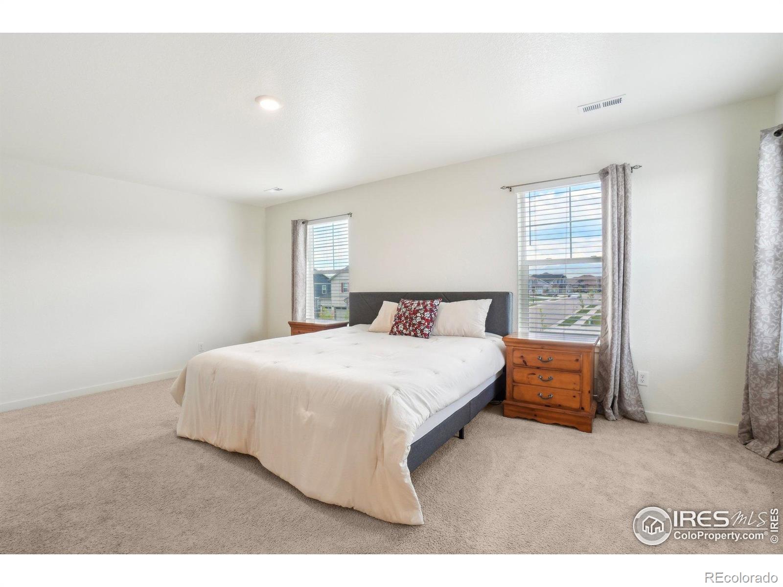 MLS Image #16 for 1800  vantage parkway,berthoud, Colorado