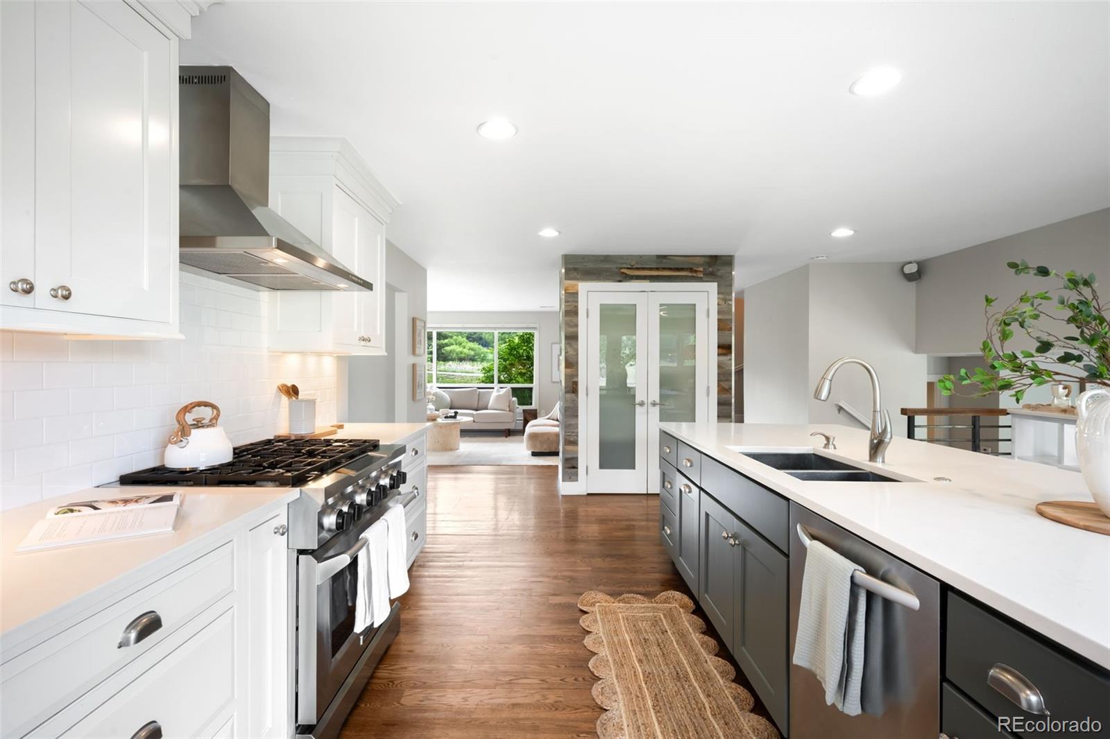 MLS Image #12 for 5586  colorow drive,morrison, Colorado