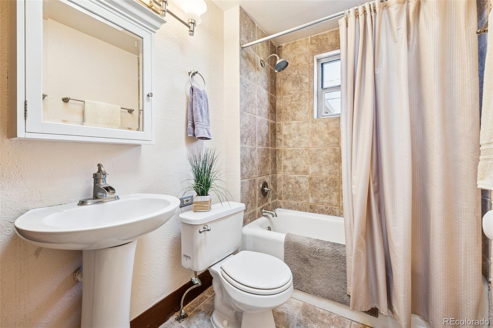 MLS Image #10 for 2119 w pikes peak avenue,colorado springs, Colorado