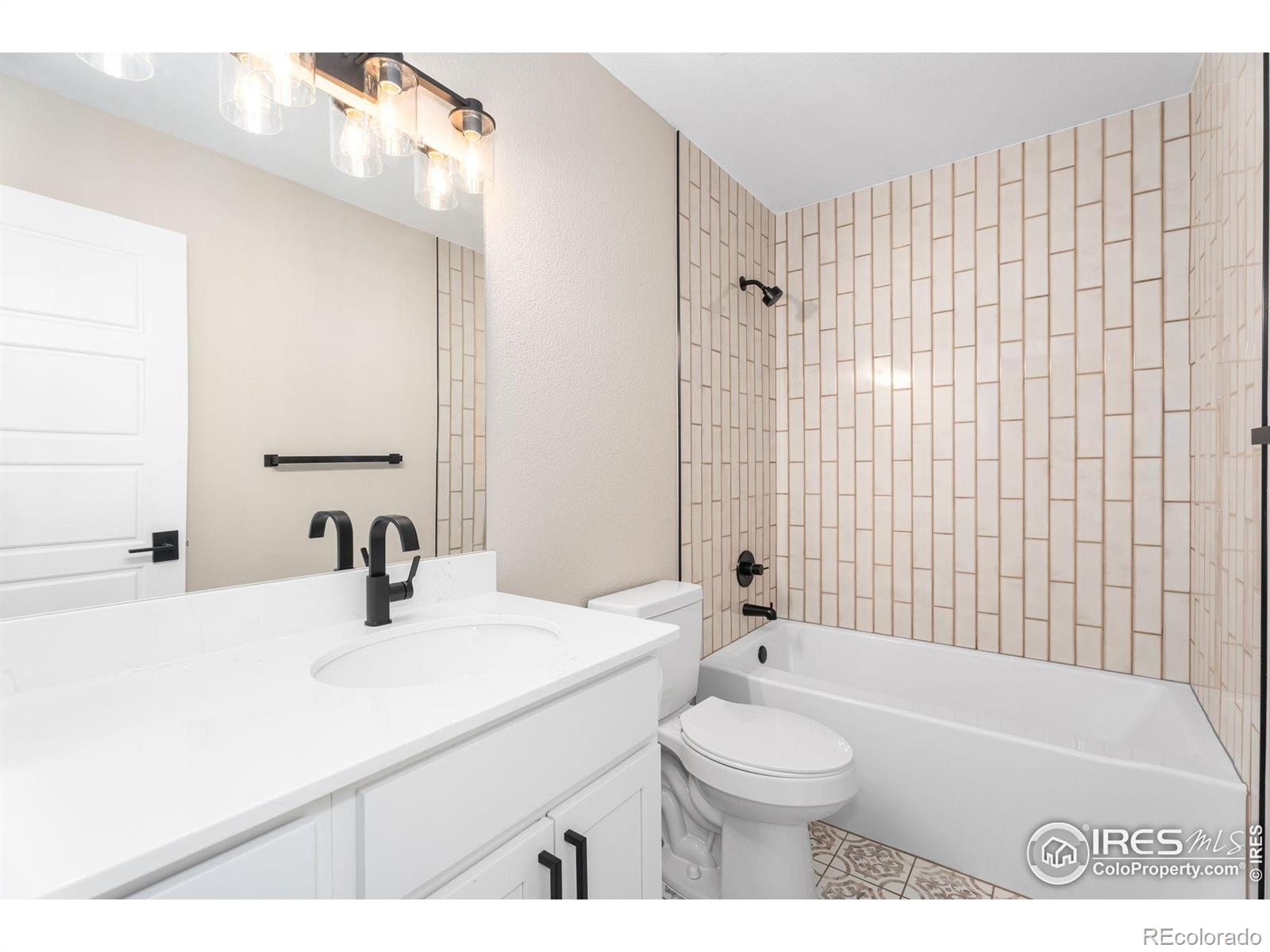MLS Image #15 for 3557  settler ridge drive,mead, Colorado
