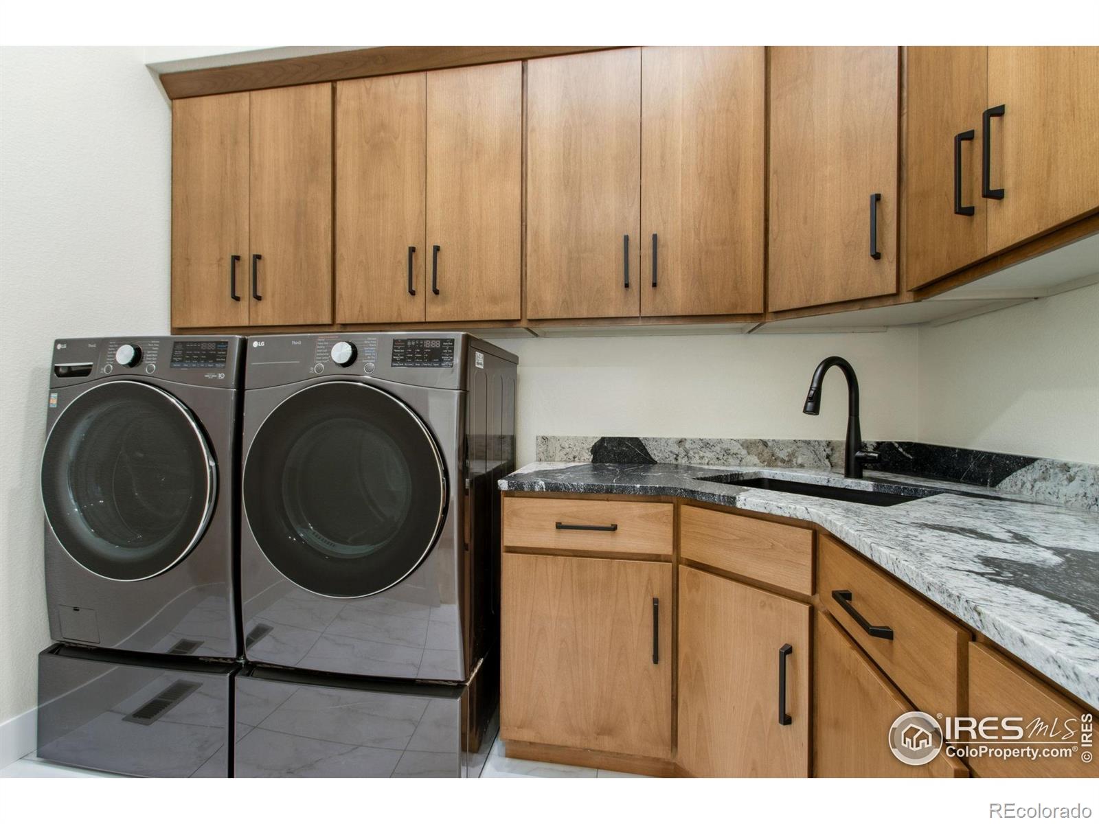 MLS Image #16 for 2712  bluewater road,berthoud, Colorado