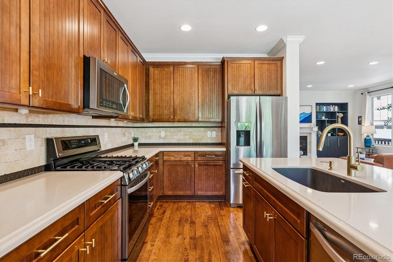 MLS Image #11 for 8695 e 49th place,denver, Colorado