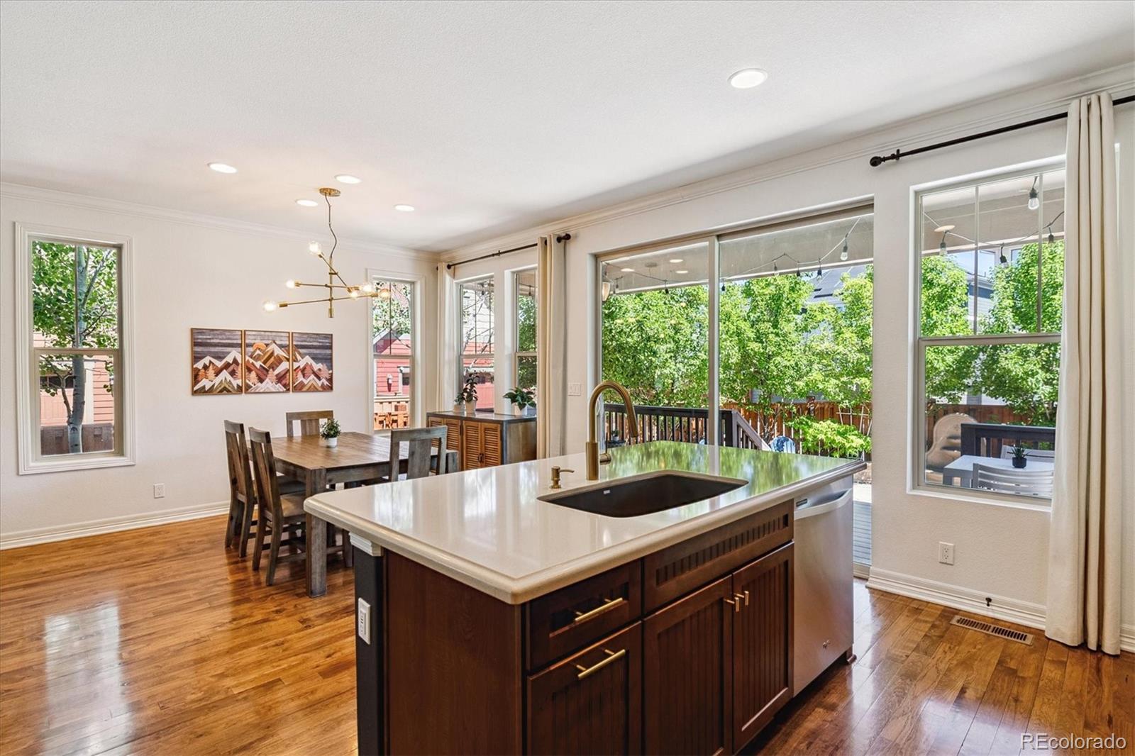 MLS Image #13 for 8695 e 49th place,denver, Colorado