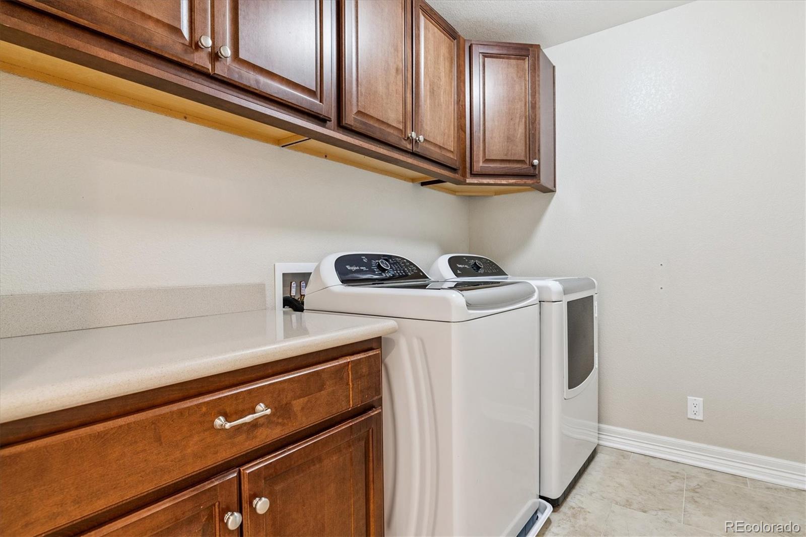 MLS Image #18 for 8695 e 49th place,denver, Colorado