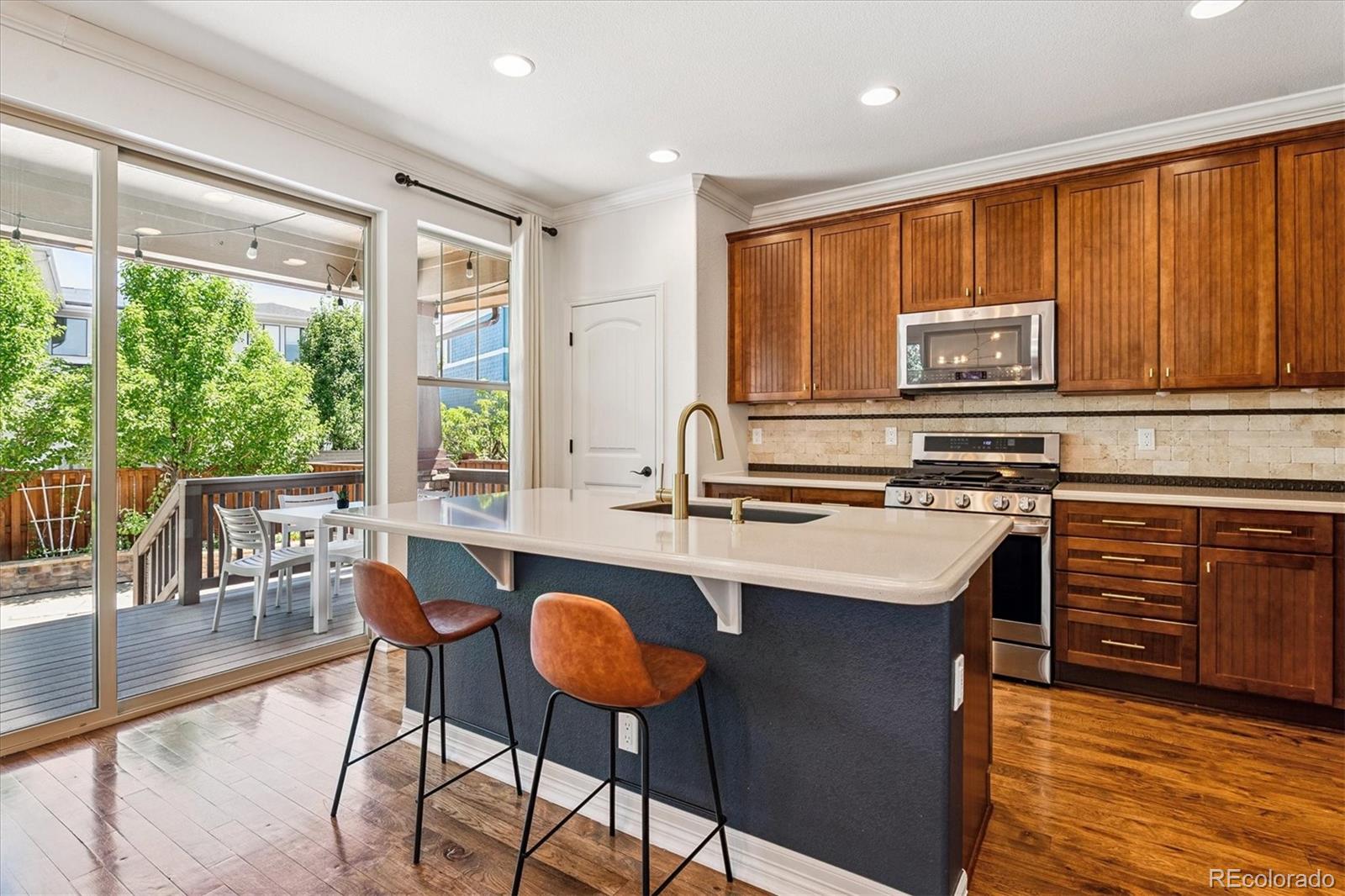 MLS Image #9 for 8695 e 49th place,denver, Colorado