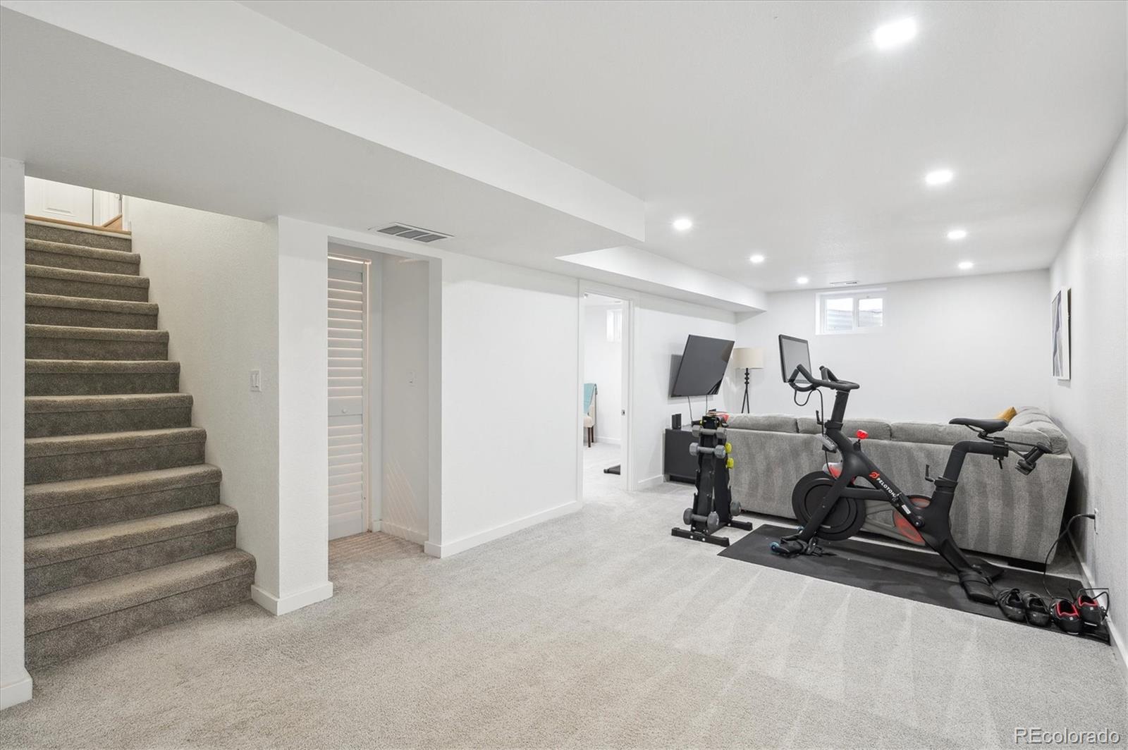 MLS Image #18 for 1888 s filbert court,denver, Colorado