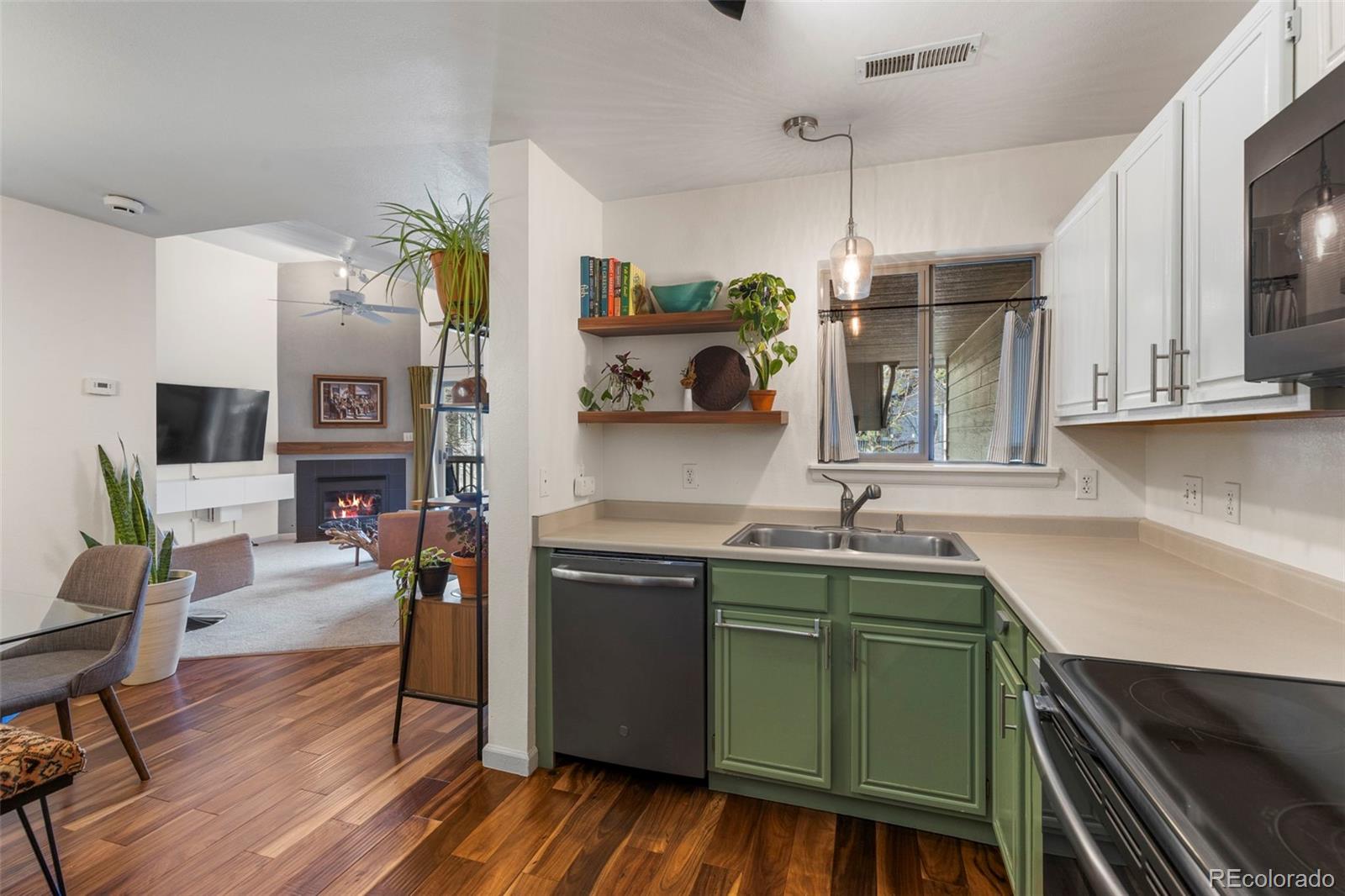 MLS Image #15 for 1501  point drive,frisco, Colorado