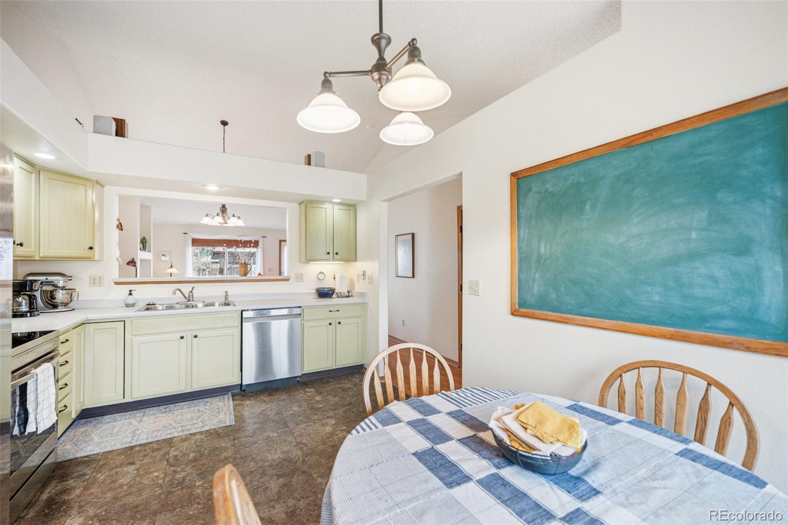 MLS Image #20 for 6760  oakwood boulevard,colorado springs, Colorado