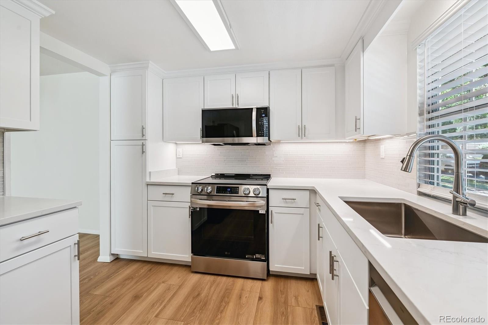 MLS Image #12 for 2881 w long drive f,littleton, Colorado