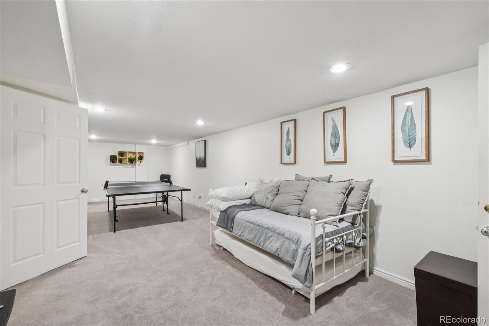 MLS Image #26 for 2203 s lincoln street,denver, Colorado
