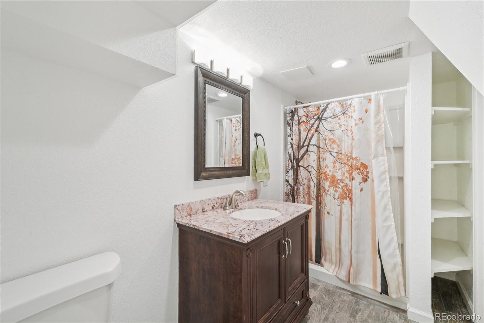 MLS Image #32 for 2203 s lincoln street,denver, Colorado