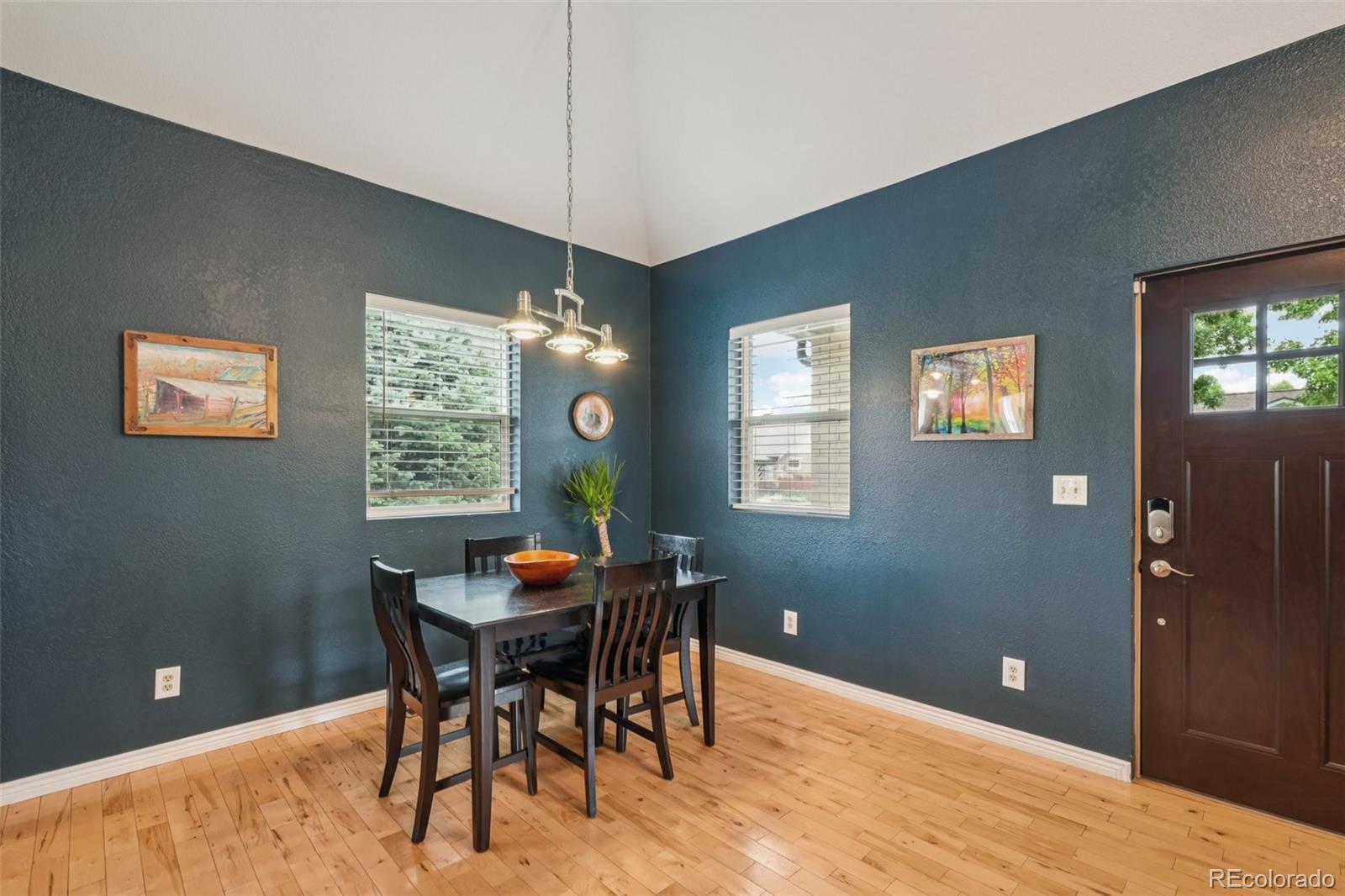 MLS Image #8 for 2203 s lincoln street,denver, Colorado