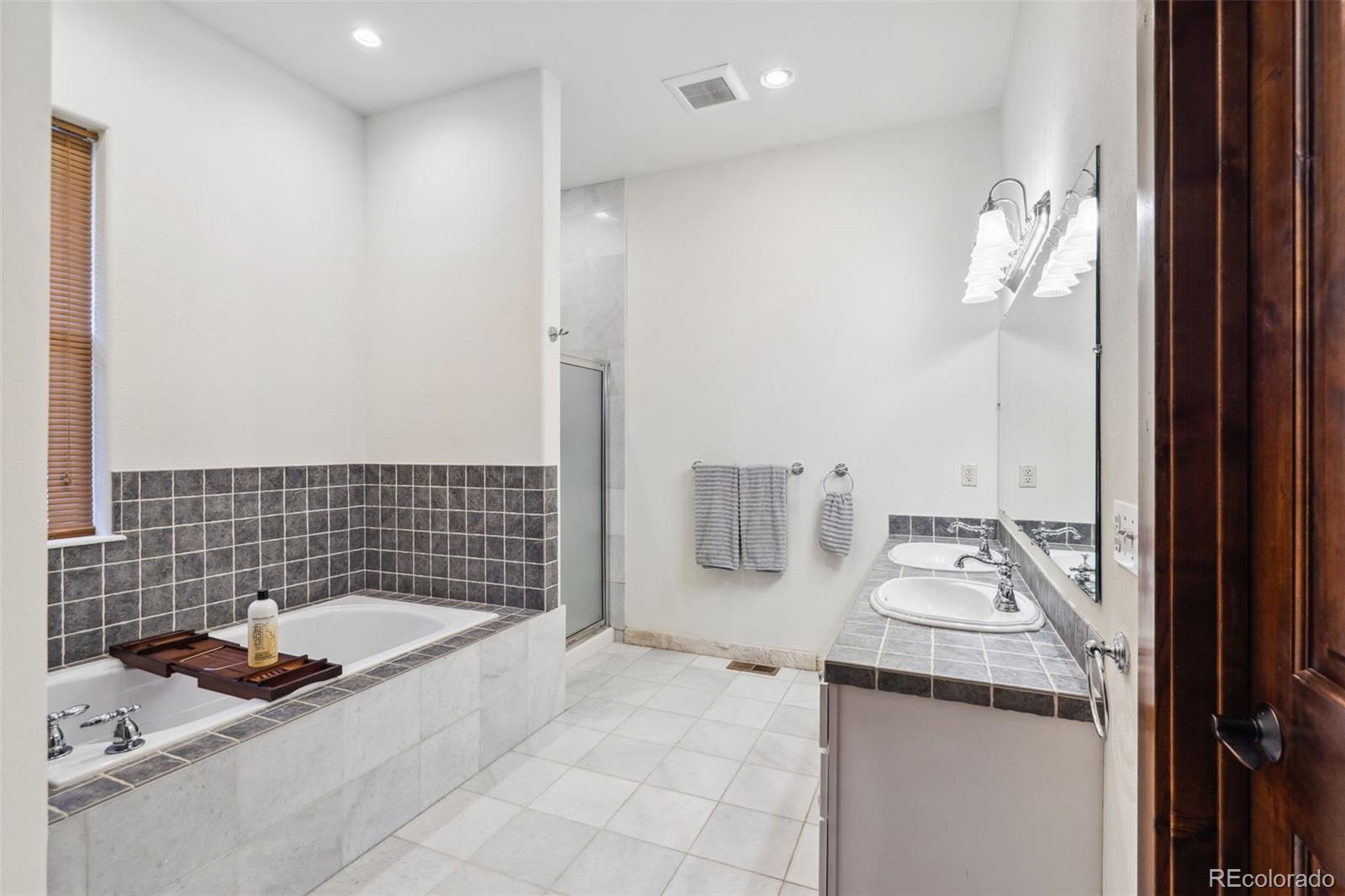 MLS Image #11 for 6332  woodland hill court,loveland, Colorado