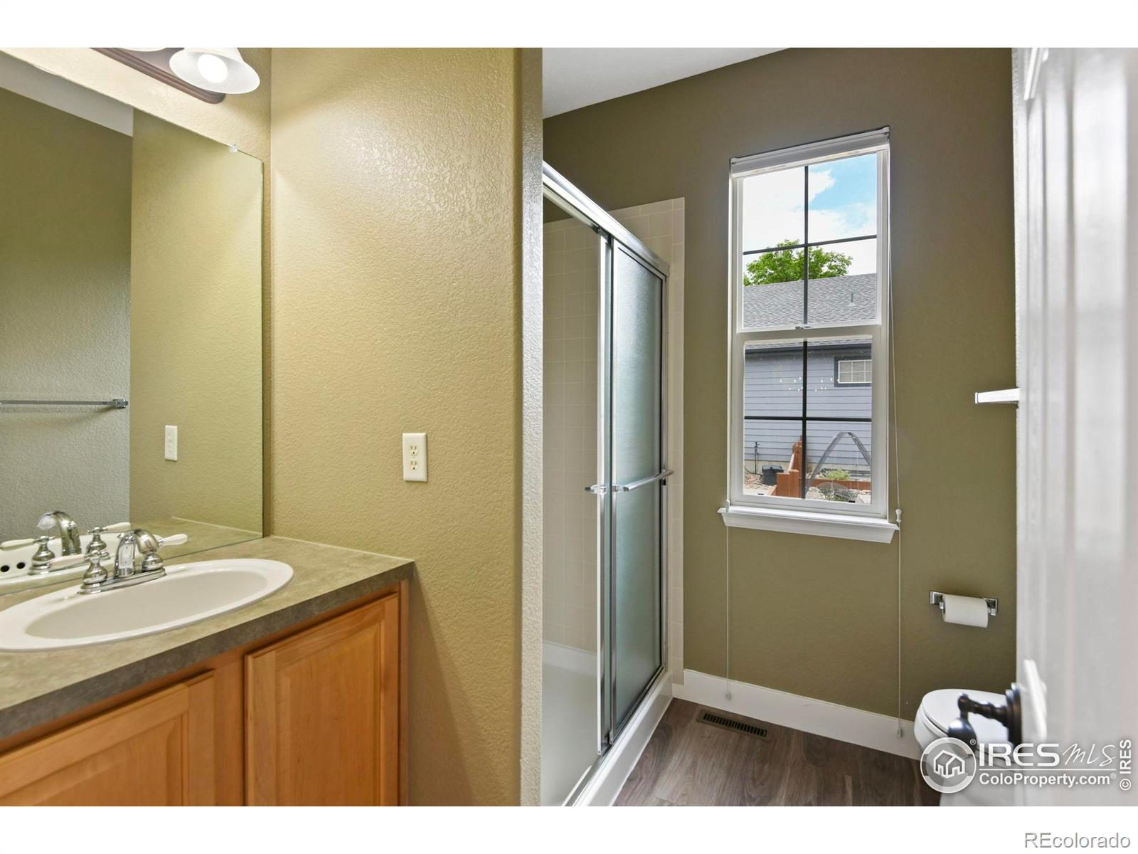 MLS Image #11 for 14675  golden eagle run,broomfield, Colorado