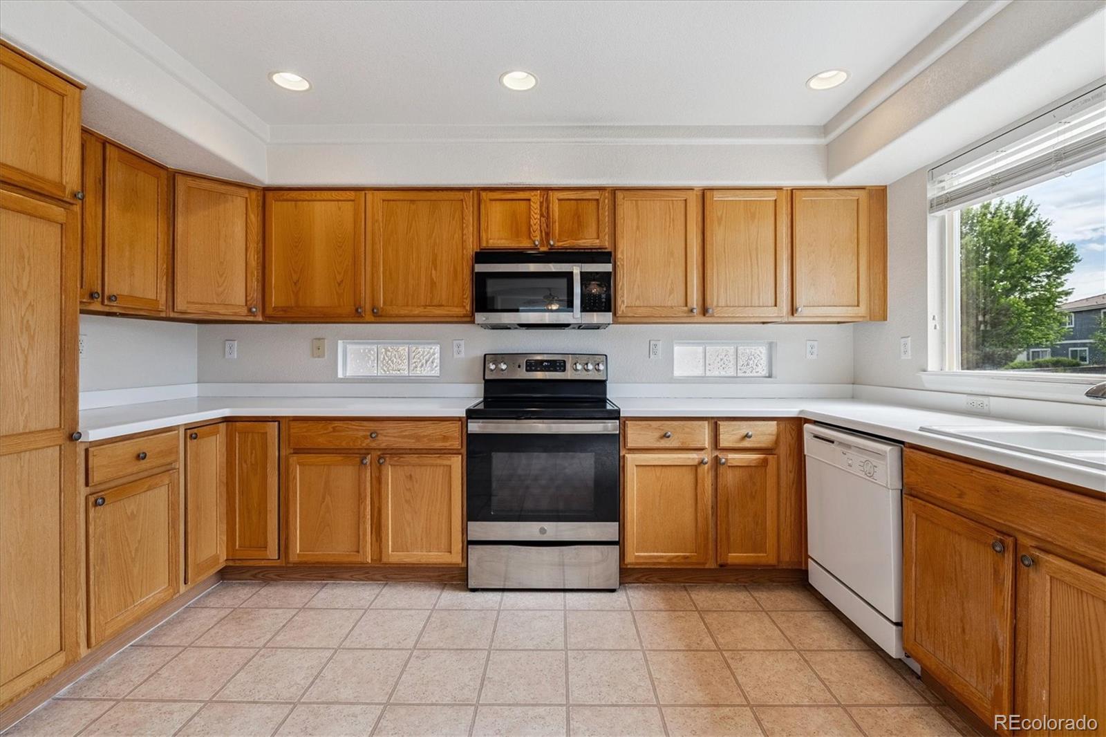 MLS Image #14 for 4848  fenwood drive,highlands ranch, Colorado