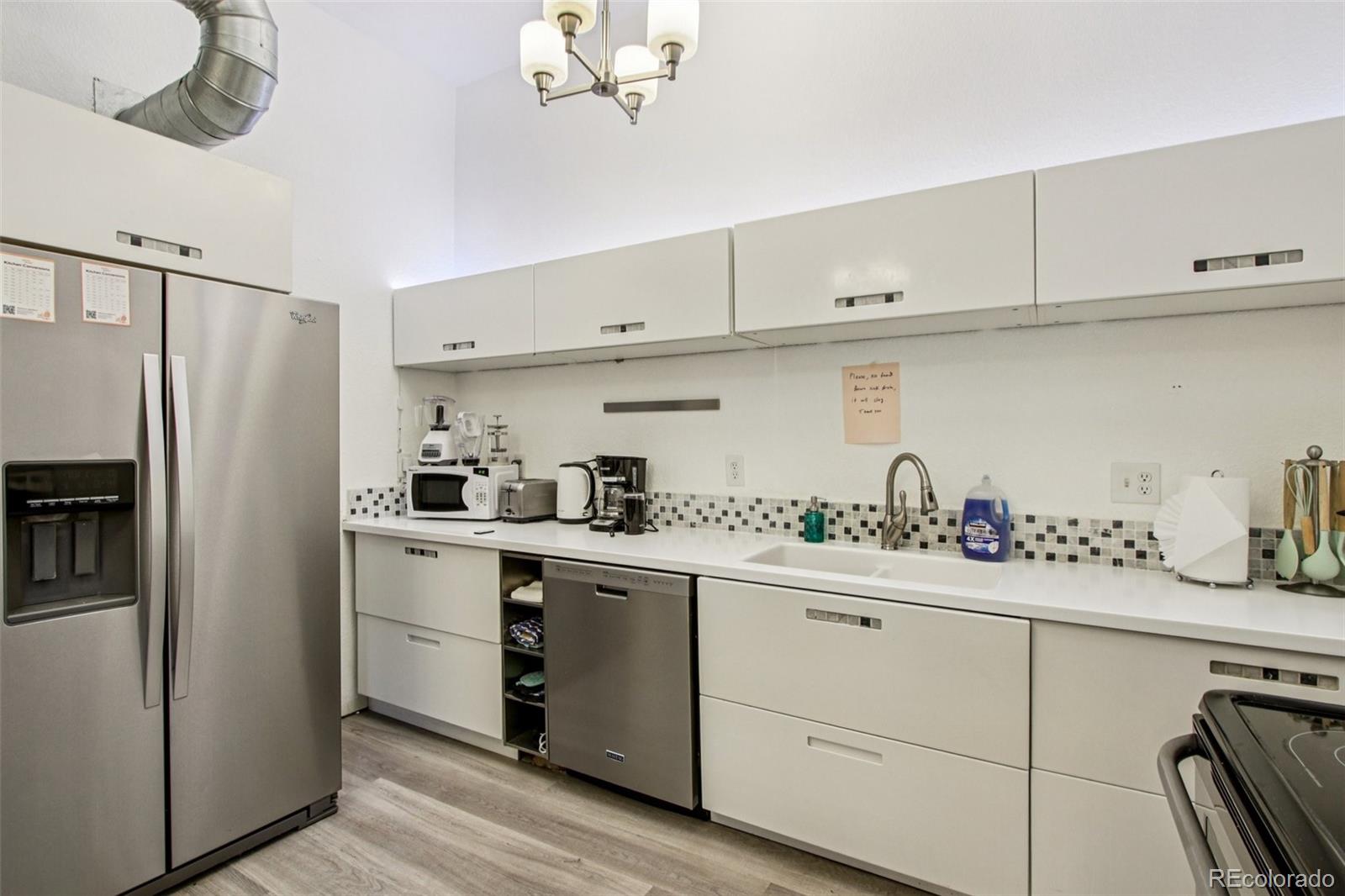 MLS Image #12 for 915  26th street,denver, Colorado