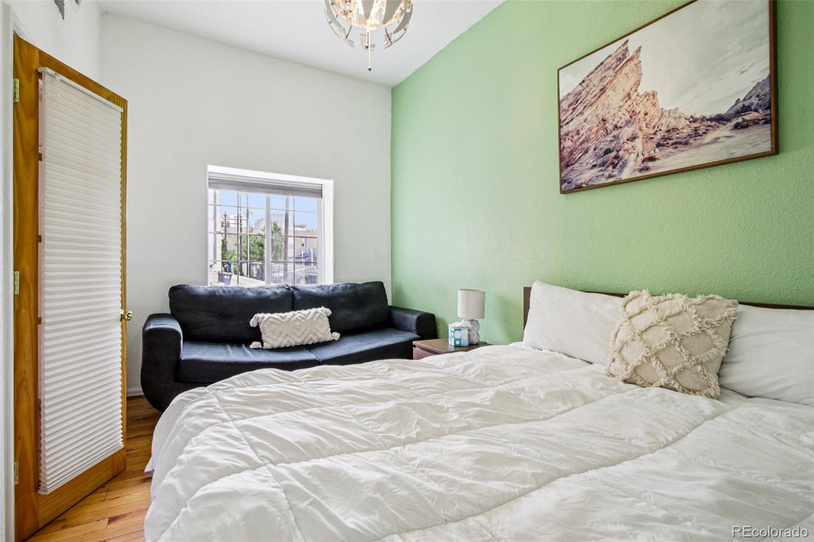 MLS Image #18 for 915  26th street,denver, Colorado