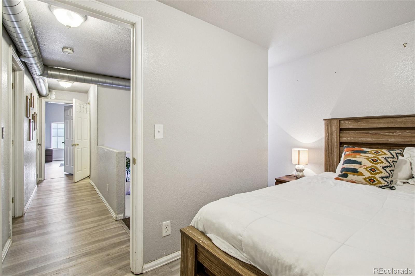 MLS Image #24 for 915  26th street,denver, Colorado