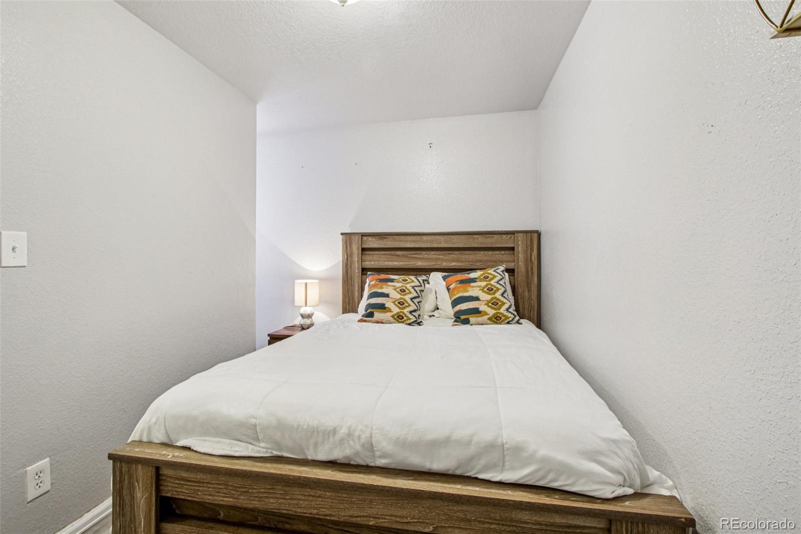 MLS Image #25 for 915  26th street,denver, Colorado