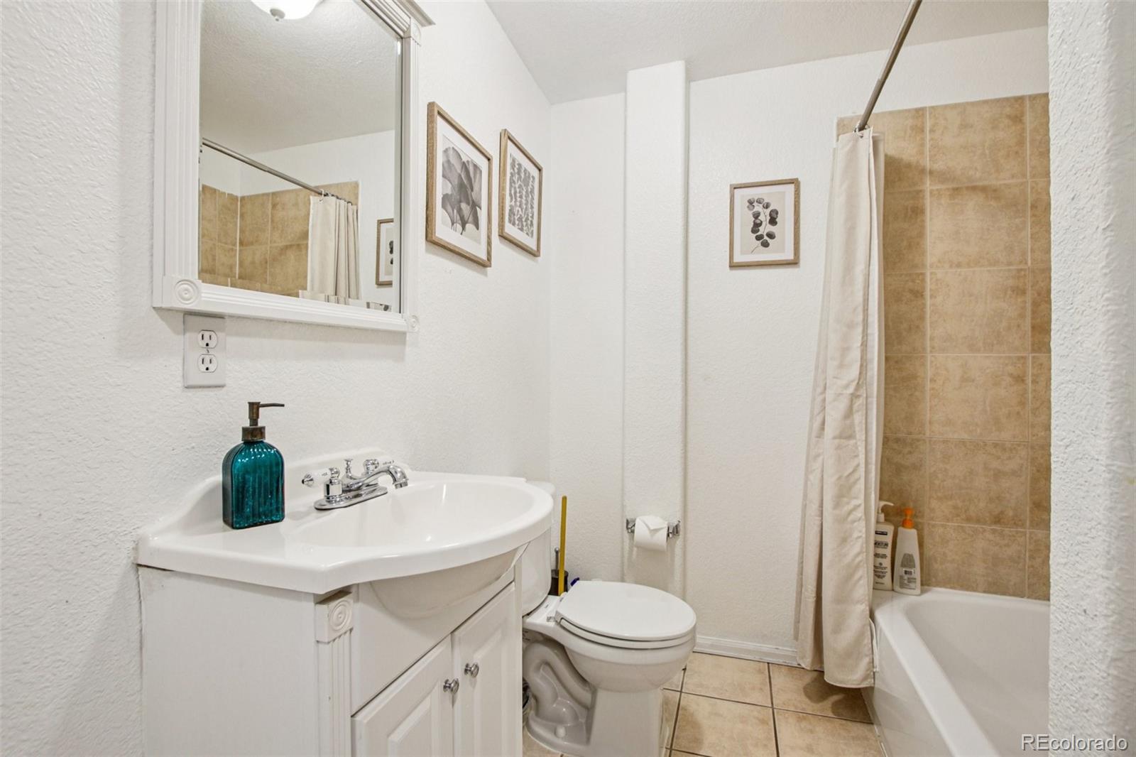 MLS Image #35 for 915  26th street,denver, Colorado